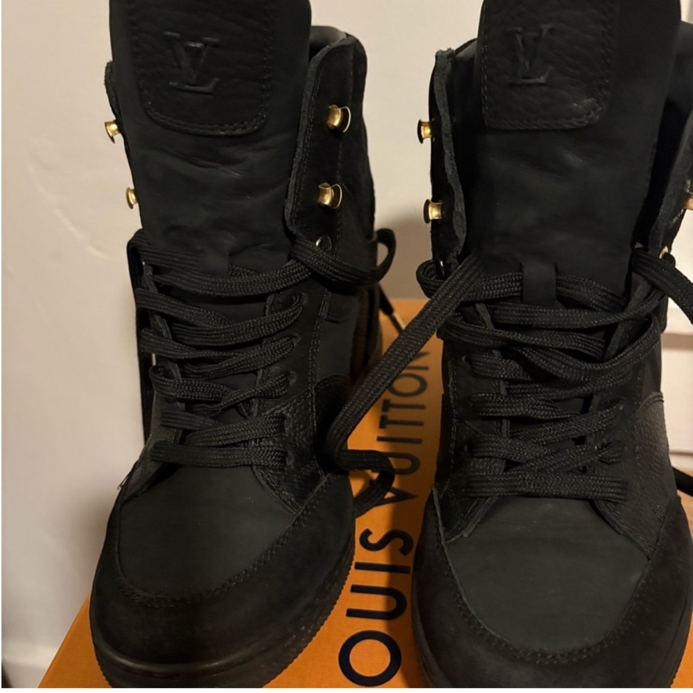 Louis Vuitton Black wedge Sneakers